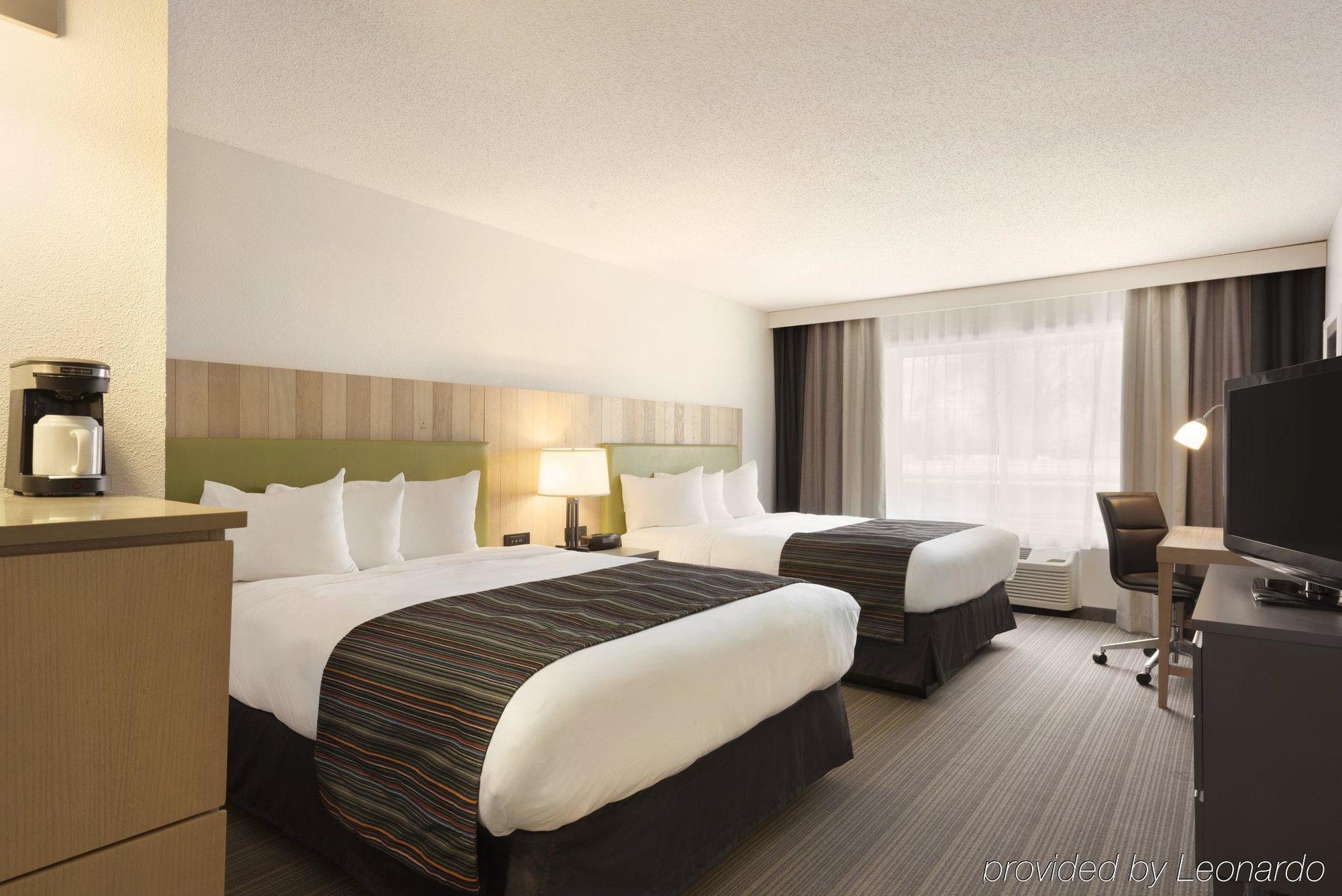 Country Inn & Suites By Radisson, Chippewa Falls, Wi מראה חיצוני תמונה