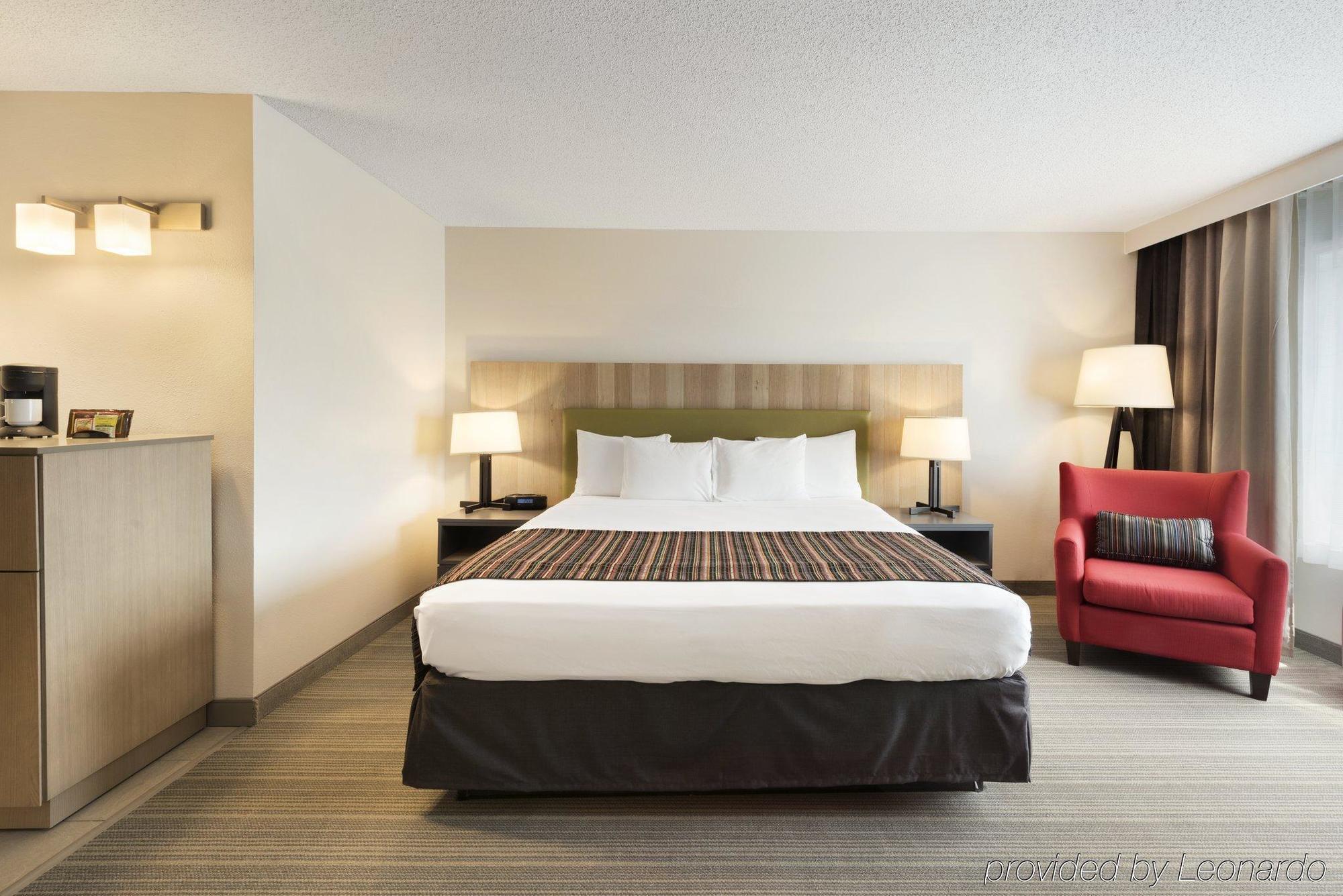 Country Inn & Suites By Radisson, Chippewa Falls, Wi מראה חיצוני תמונה