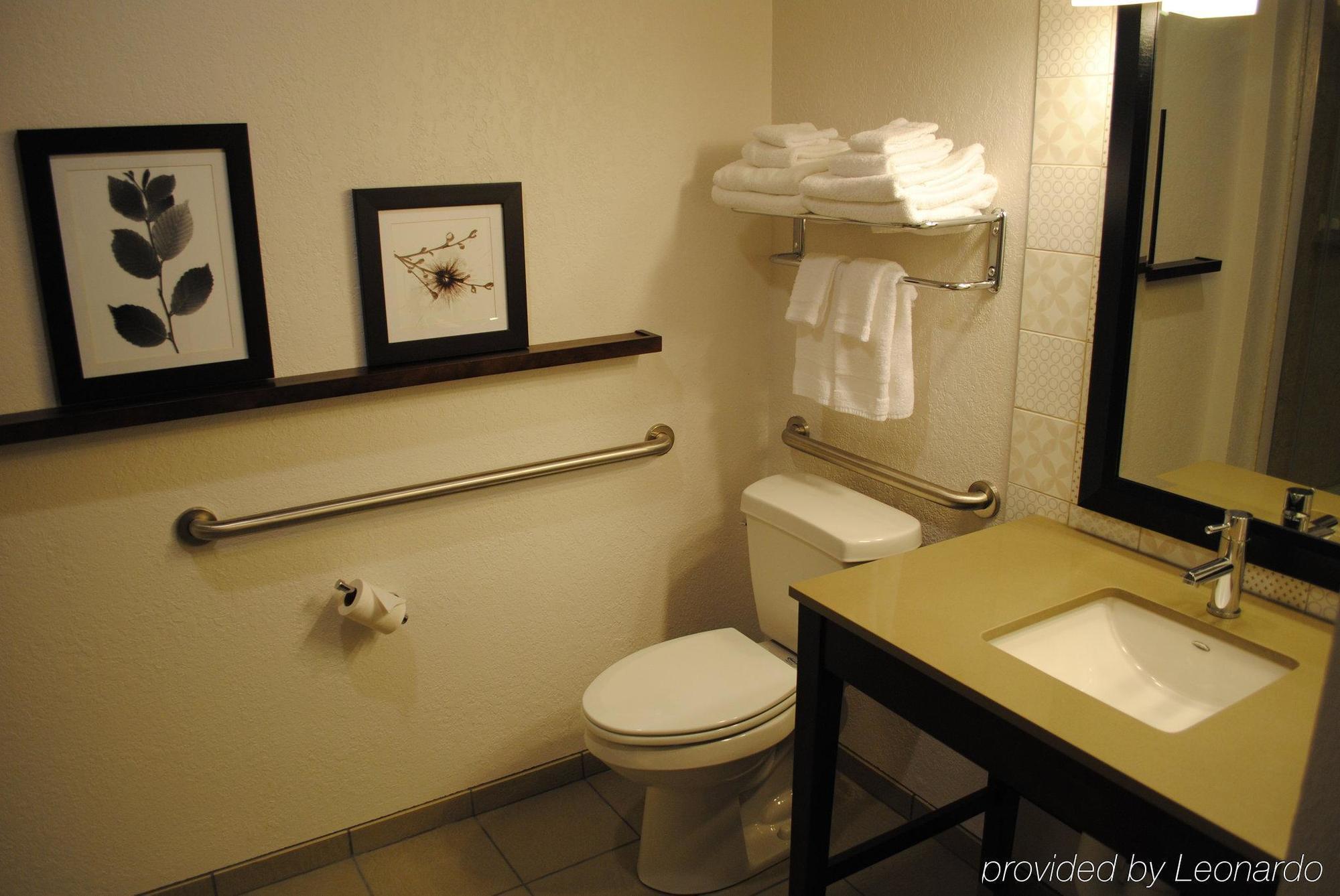 Country Inn & Suites By Radisson, Chippewa Falls, Wi מראה חיצוני תמונה